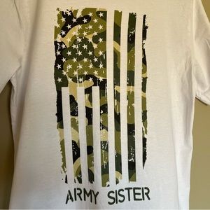 *Brand New* 🤍 White Army Sister Camo Flag Short Sleeve T-Shirt Medium